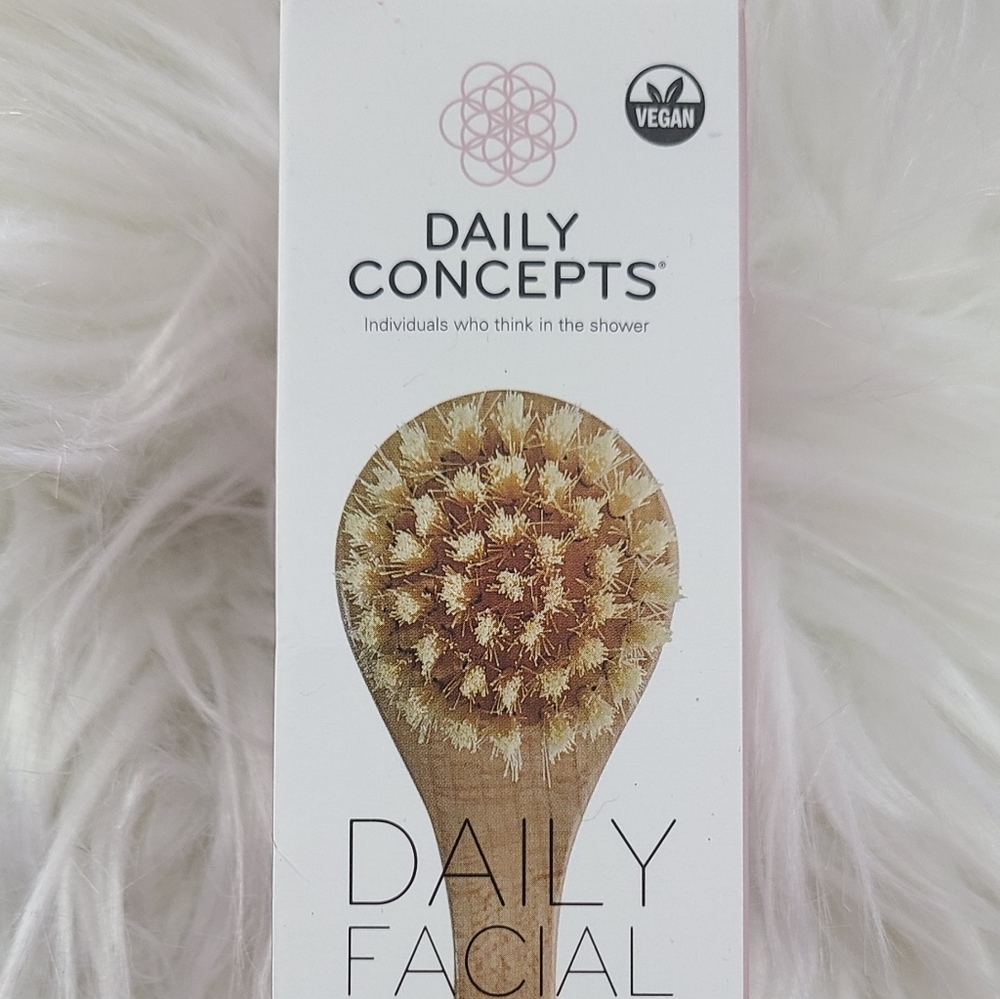 Daily Concepts Daily Facial Dry Brush